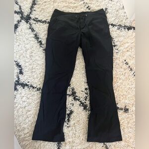 Columbia hiking pants, black, size 6